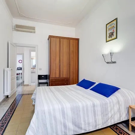 Con 3 Da Letto E 2 Bagni Vicino Al Vaticano Apartamento *