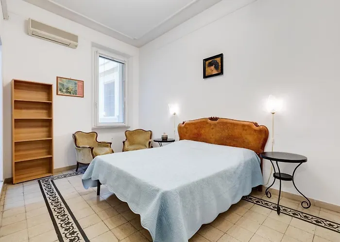 Con 3 Da Letto E 2 Bagni Vicino Al Vaticano * Рим